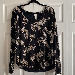 OLD NAVY women’s blouse.